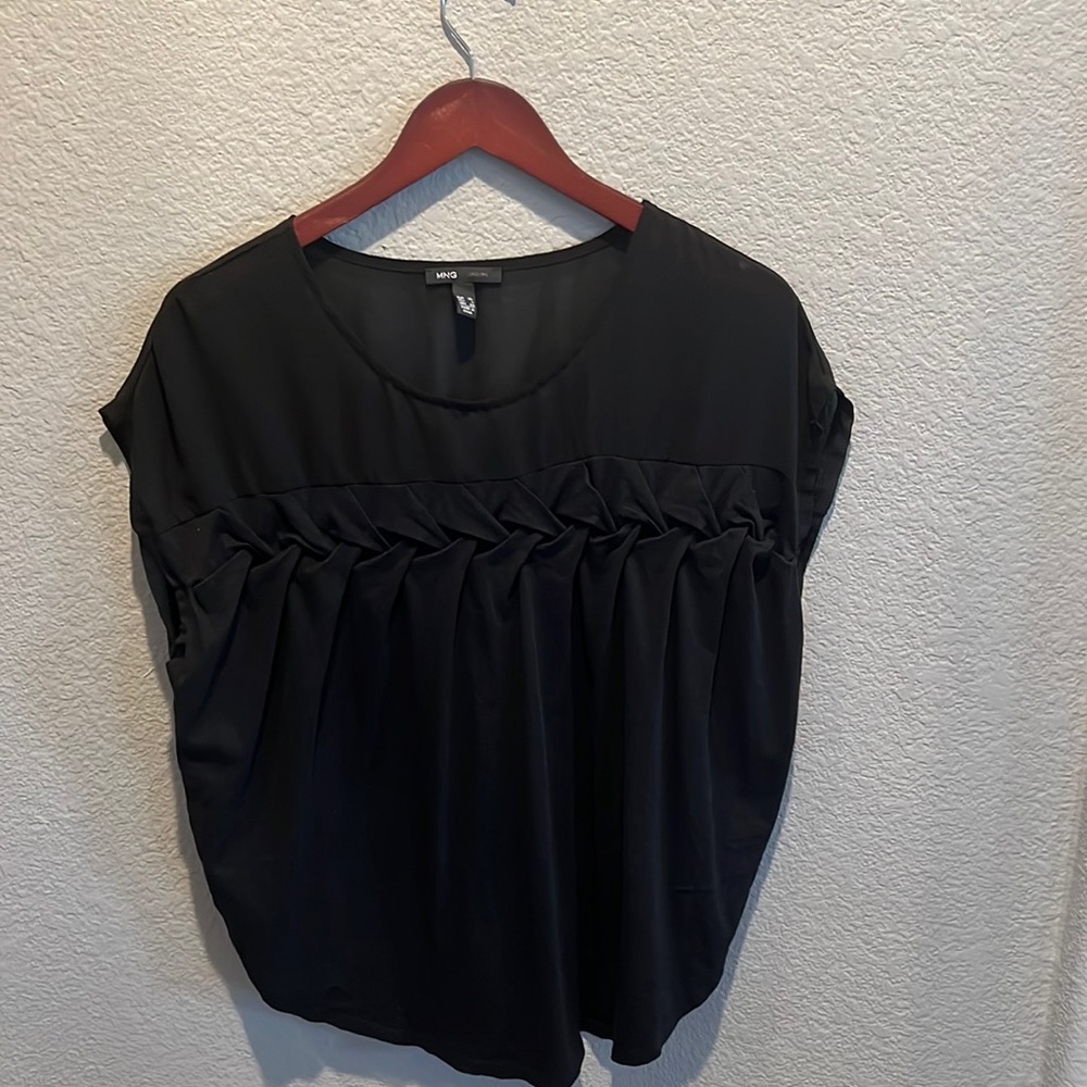 Black shear on top shirt size XL